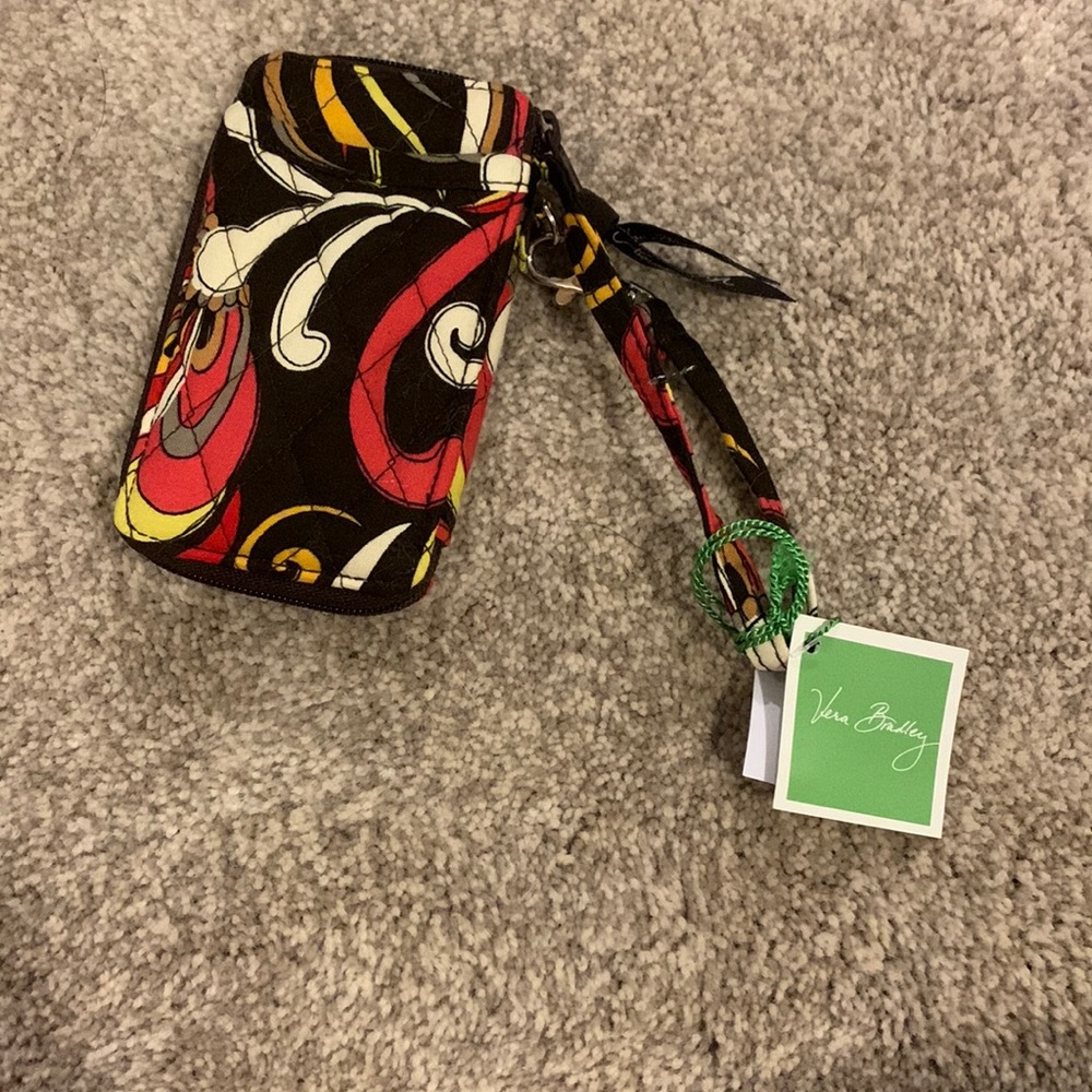 Vera Bradley all in one wristlet in Puccini